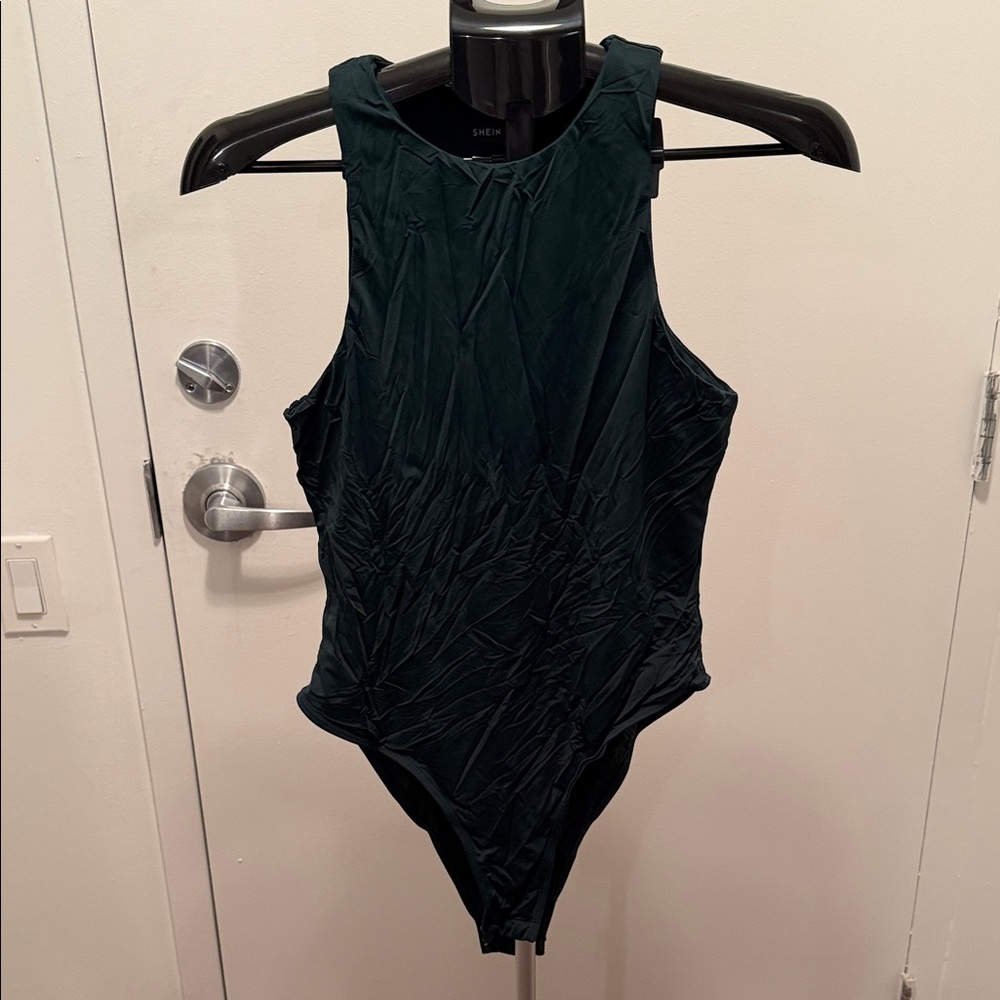 SHEIN Deep Green Sleeveless Bodysuit